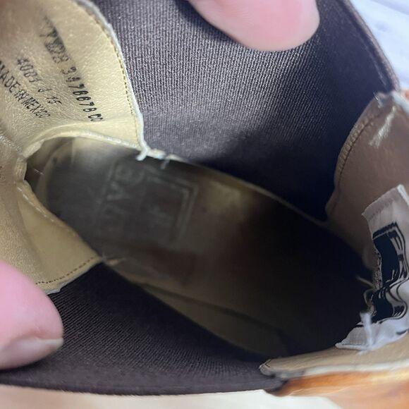 Frye Carson Chelsea Ankle Boots Cognac Brown Sz 7.5 Western Indie Distressed - Picture 9 of 16